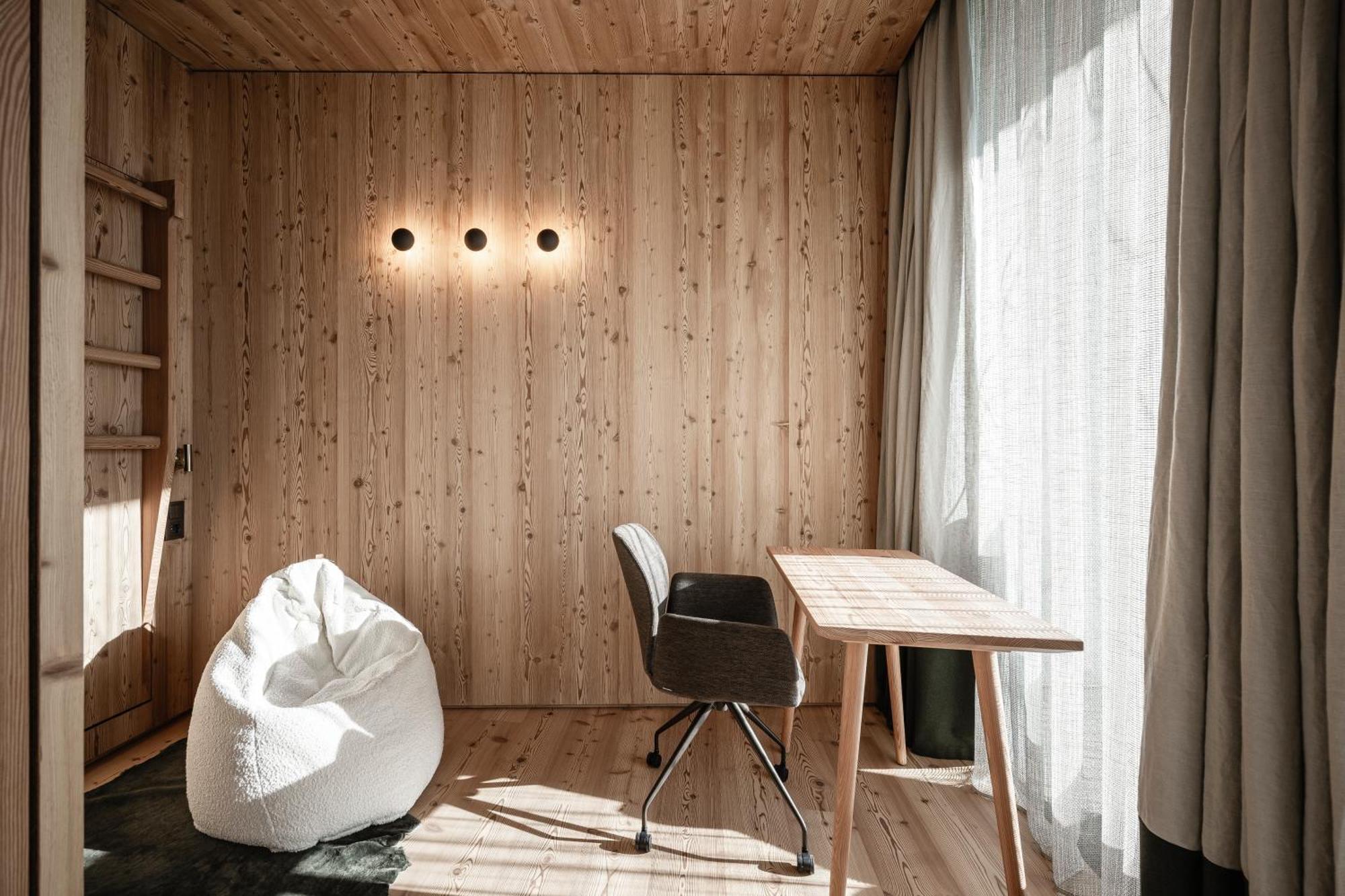 Olm Nature Escape - Eco Aparthotel Campo Tures Bagian luar foto