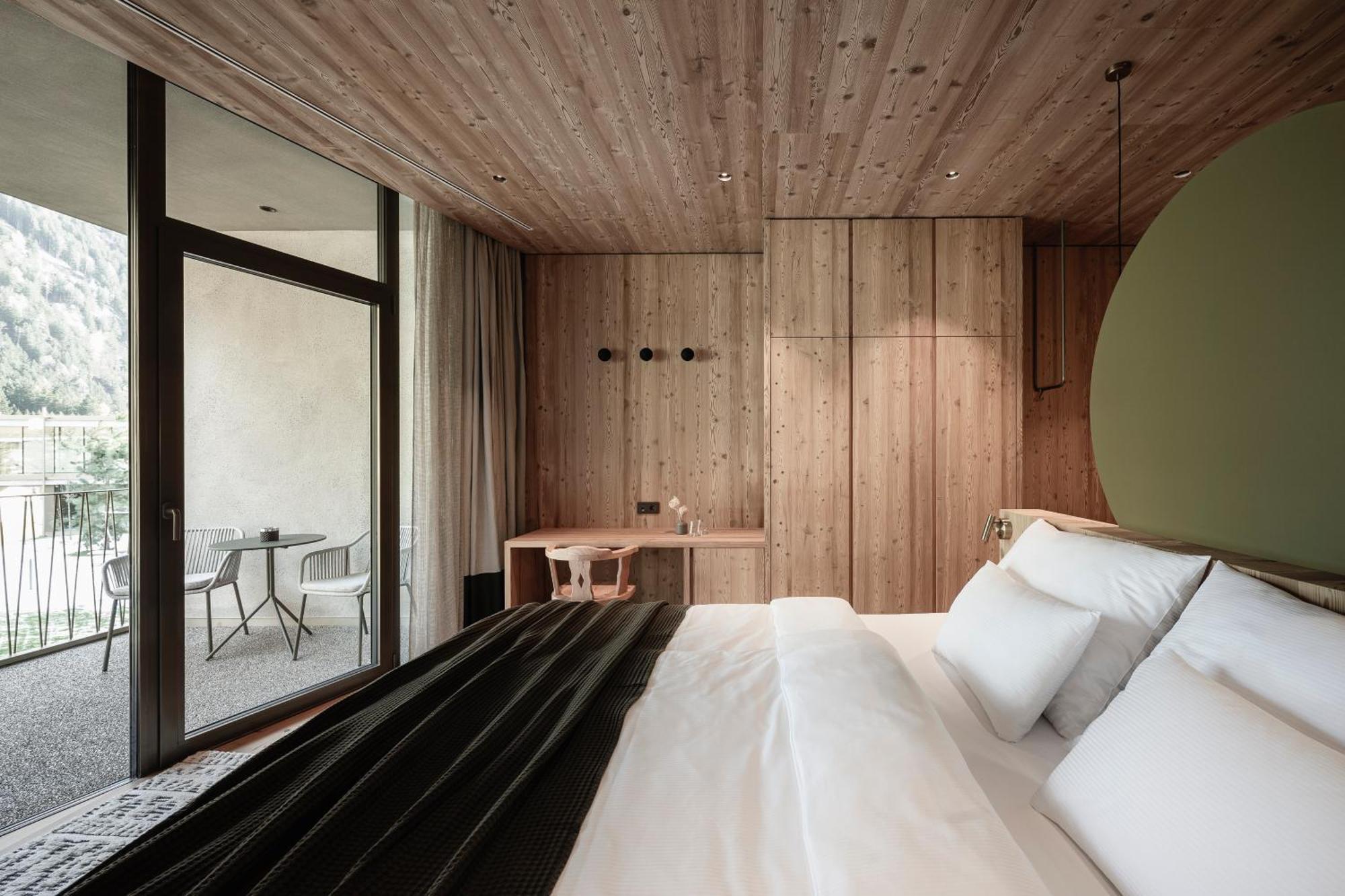 Olm Nature Escape - Eco Aparthotel Campo Tures Bagian luar foto